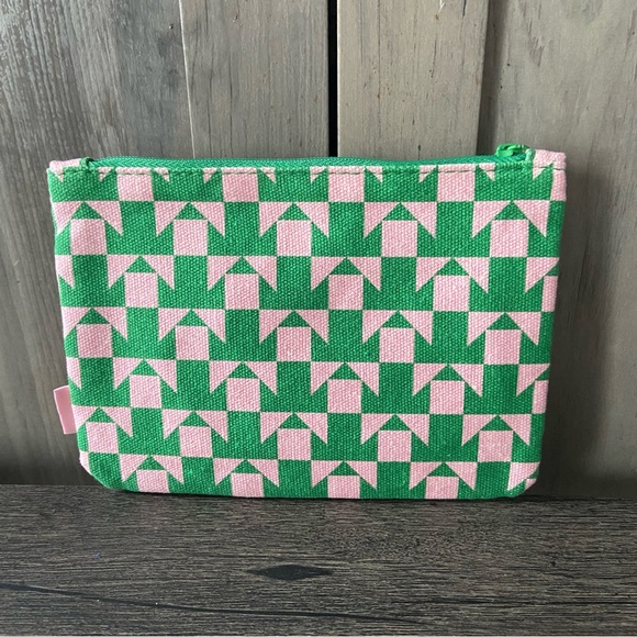 Ipsy Geometrical Cosmetic Bag - Picture 2 of 3